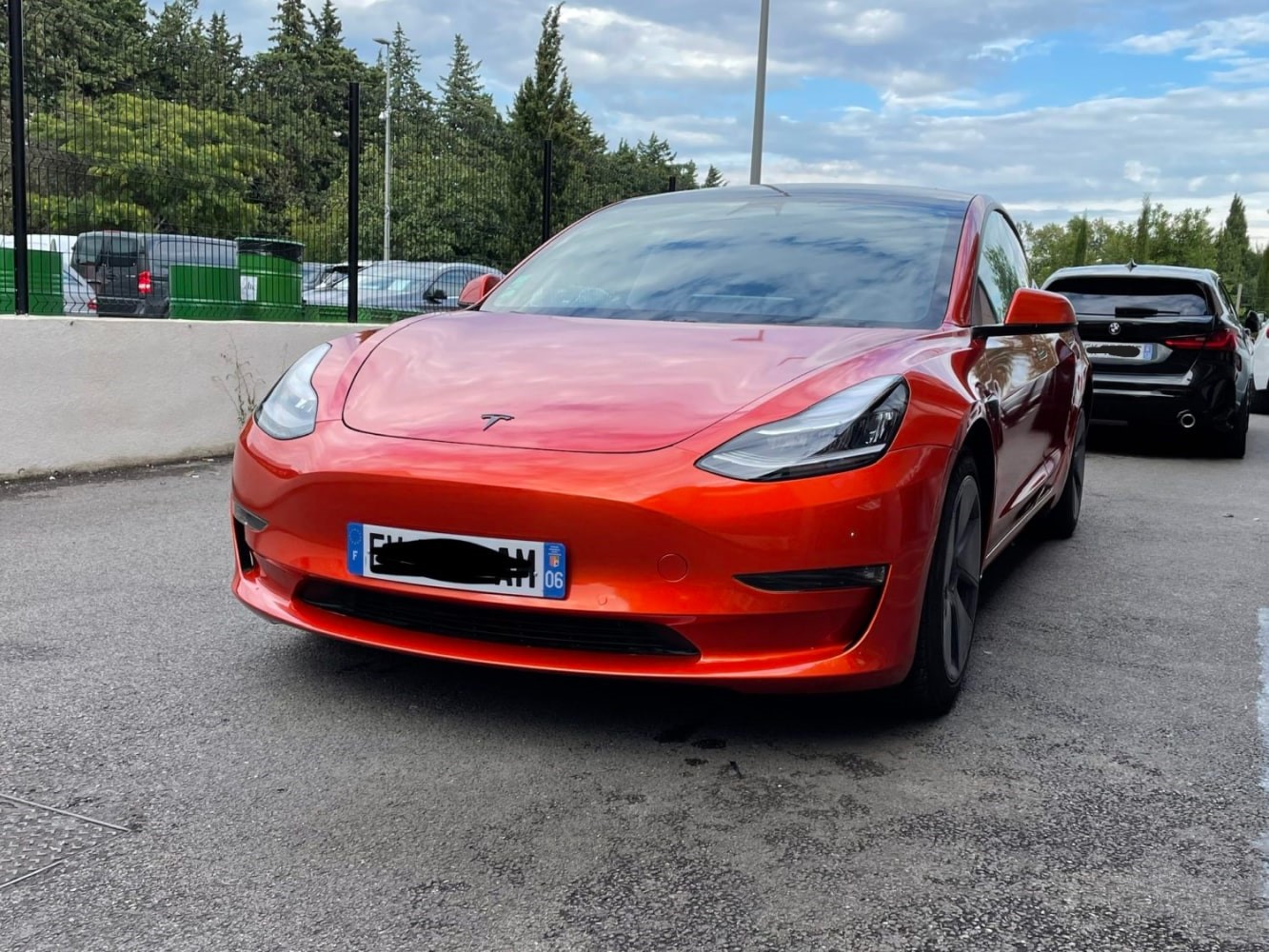 Tesla Modele 3 COVERING